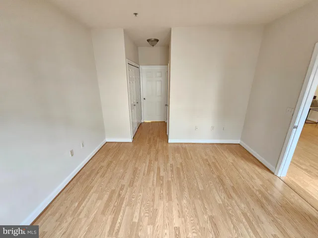 $2,150 | 501 Hungerford Drive, Unit 218, Rockville, MD 20850