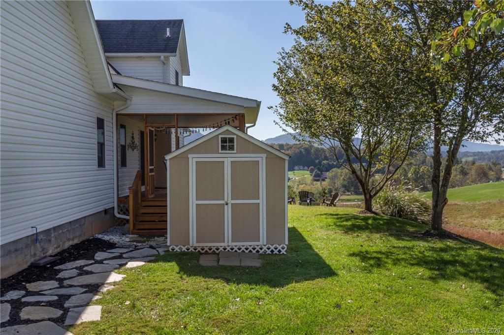 52 Lawson Ridge Road Leicester, NC 28748 - Photo 39 of 42 Gallery Image 39
