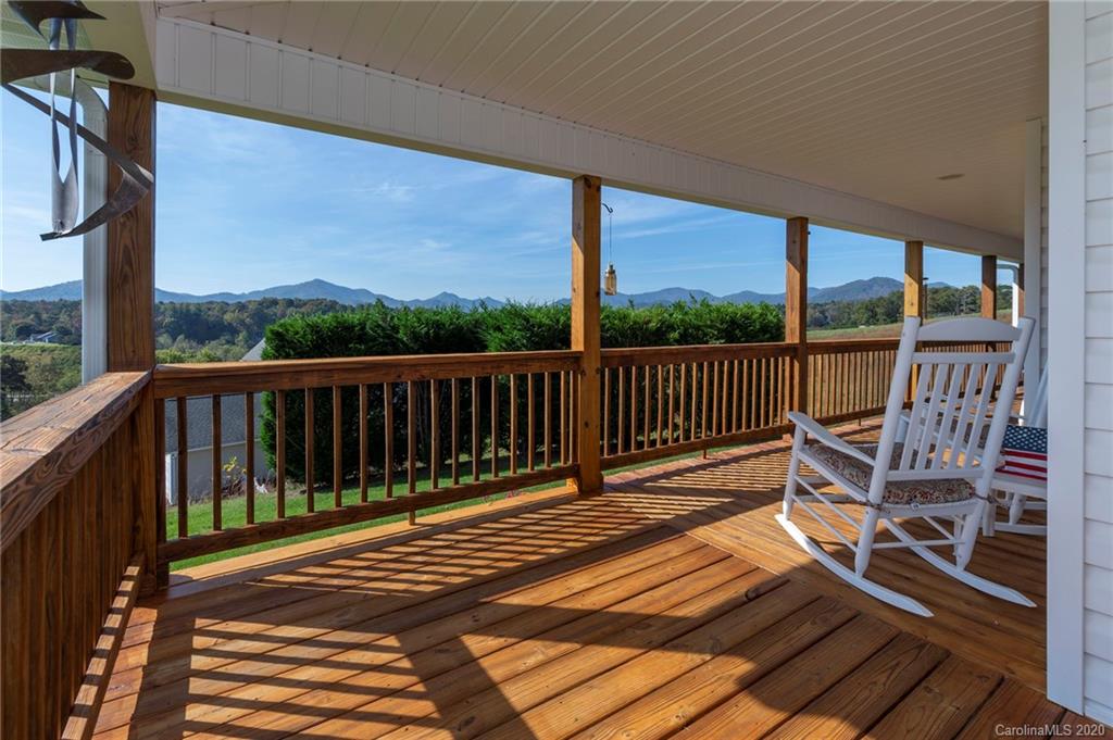 52 Lawson Ridge Road Leicester, NC 28748 - Photo 8 of 42 Gallery Image 8