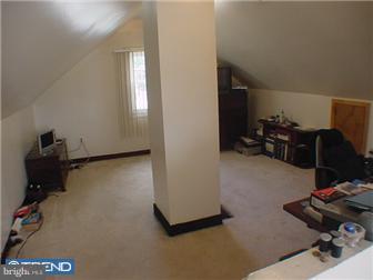 8205 Leon Street Philadelphia, PA 19136 - Photo 6 of 12 Bedroom - Main
