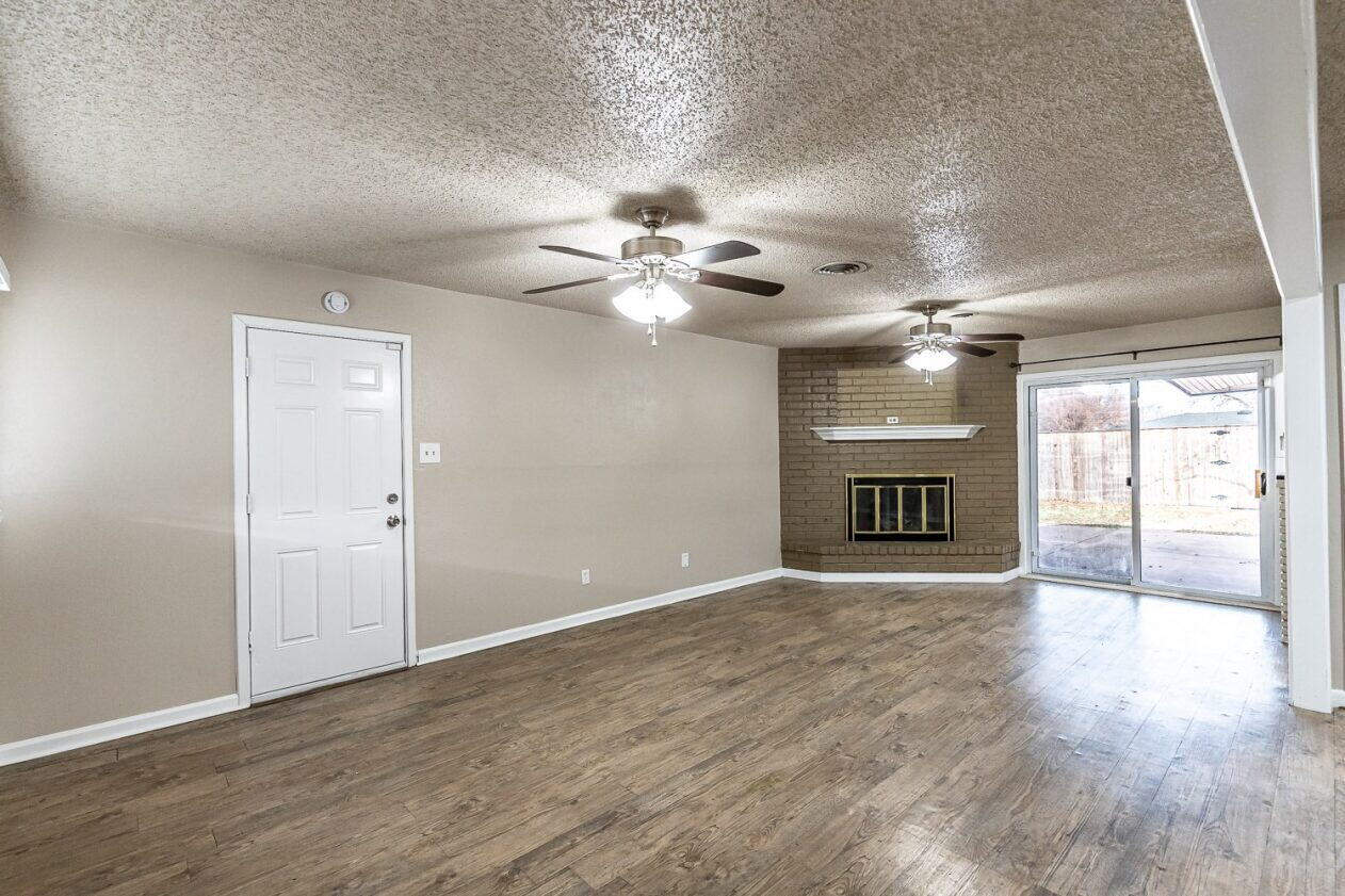 4314 45th Street Lubbock, TX 79413 - Photo 5 of 20 thumbnail (1)