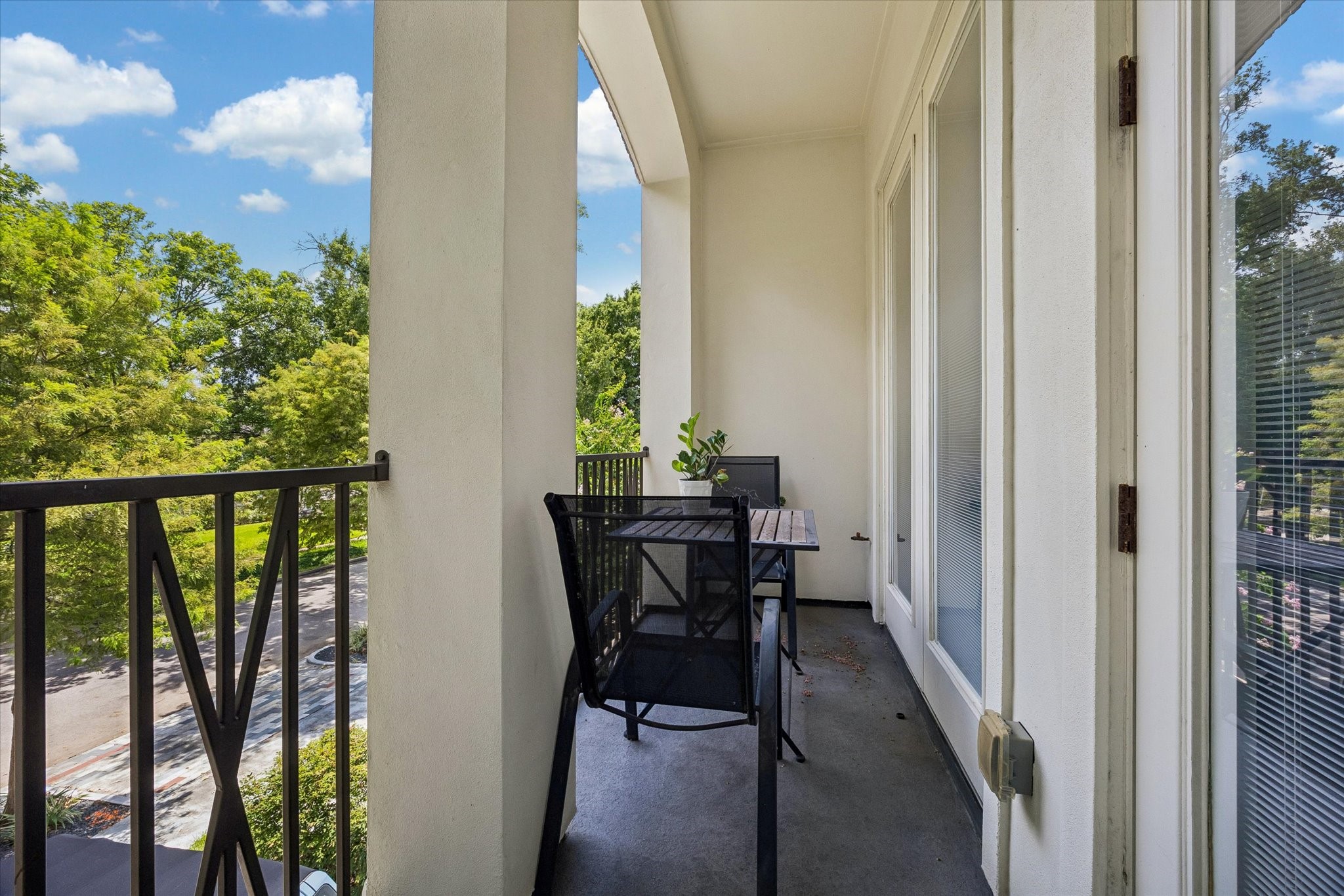 2122 Banks Street Houston, TX 77098 - Photo 18 of 19