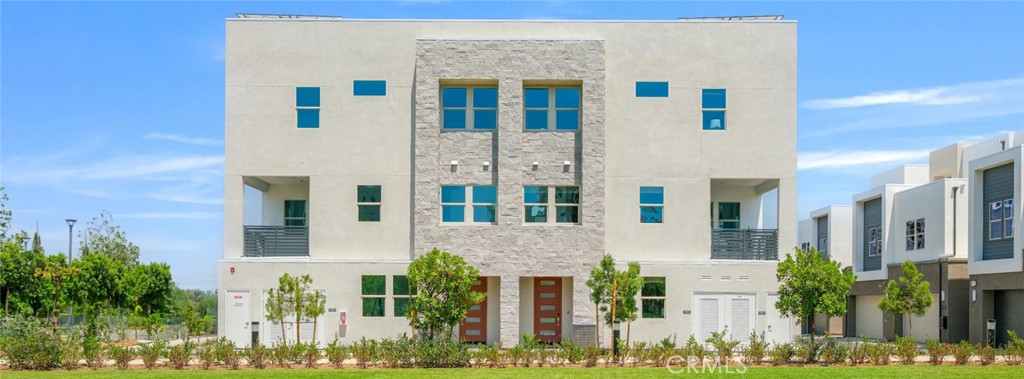 795 Walnut Terrace Montebello, CA 90640 - Photo 29 of 35 Photos shown are of model only- not actual homesite.