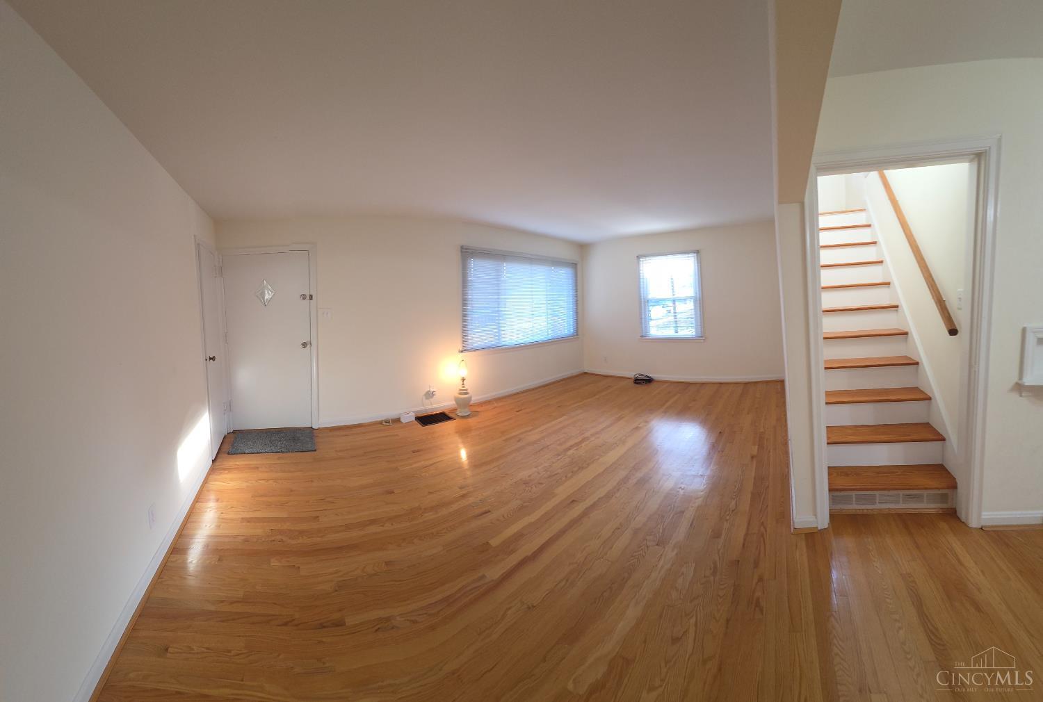 8240 Camargo Road Madeira, OH 45243 - Photo 4 of 32