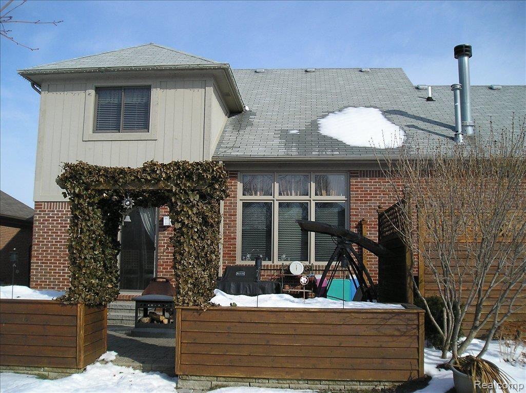 28384 Lange Road New Baltimore, MI 48047 - Photo 2 of 5 Lange 012