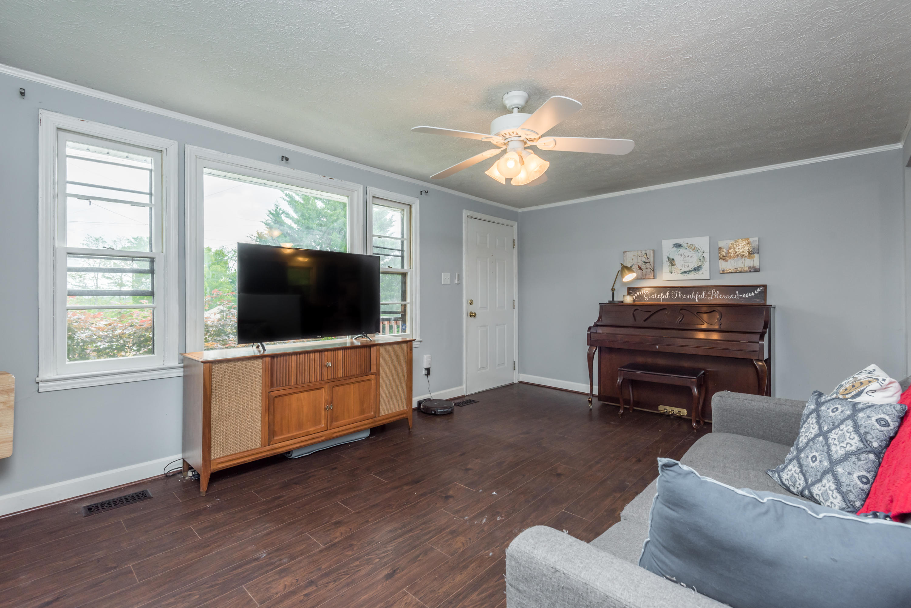 3405InvernessRd-3