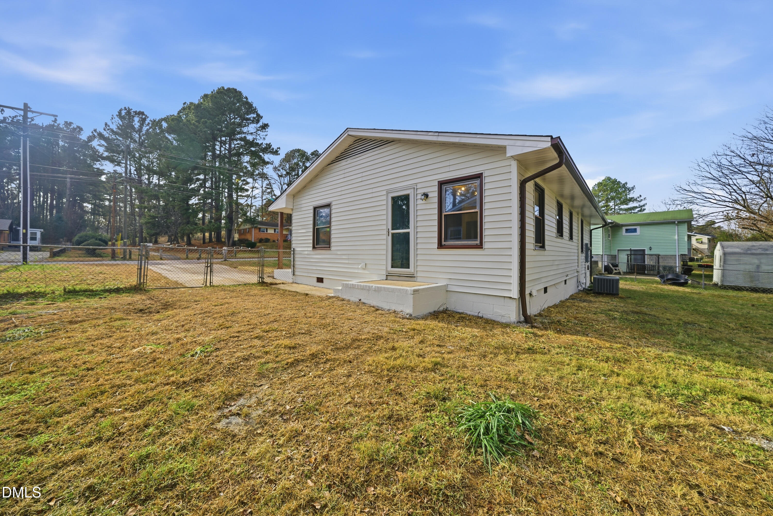 1413 Bacon Street Durham, NC 27707 - Photo 21 of 23 DSC03784