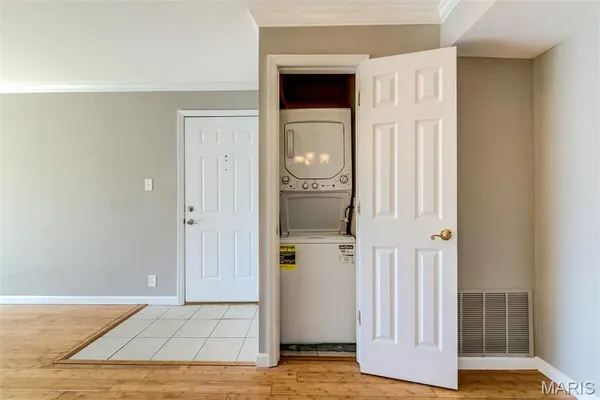 $175,000 | 530 Nirk Avenue, Unit G, St. Louis, MO 63122
