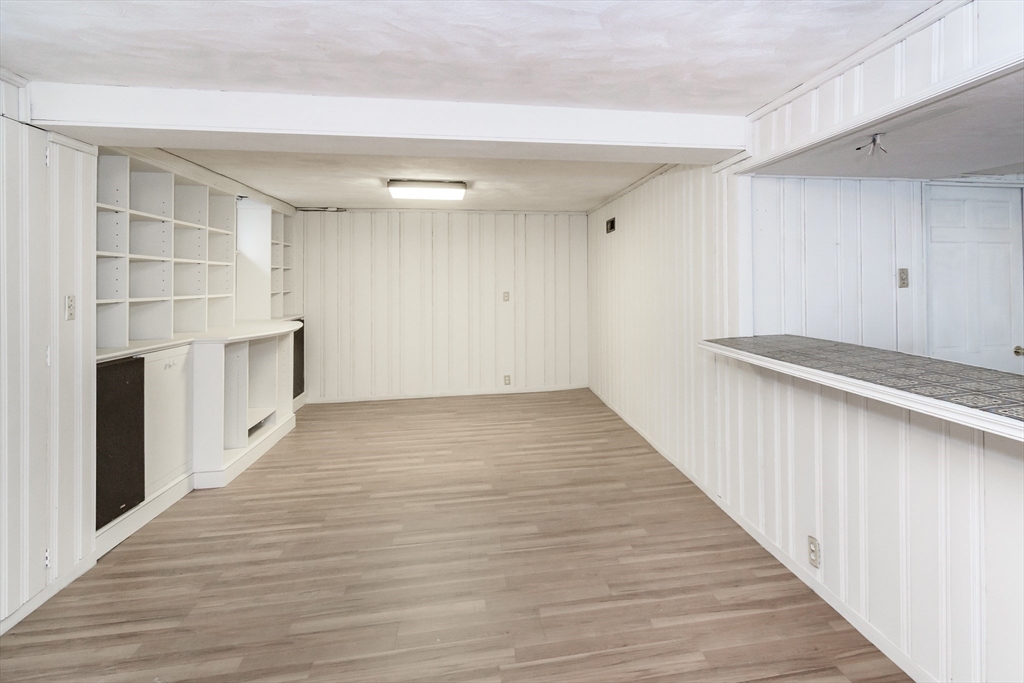 162 Hampshire Road Wellesley, MA 02481 - Photo 12 of 14