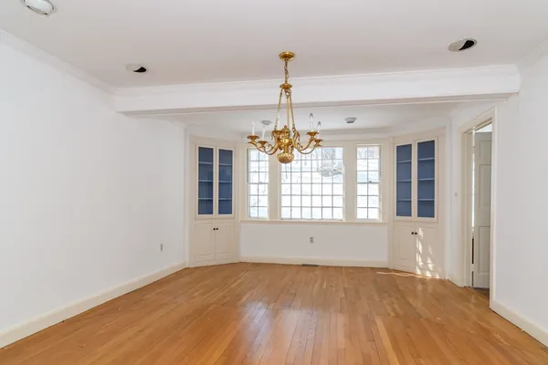 $2,890,000 | 162 Hampshire Road, Wellesley, MA 02481