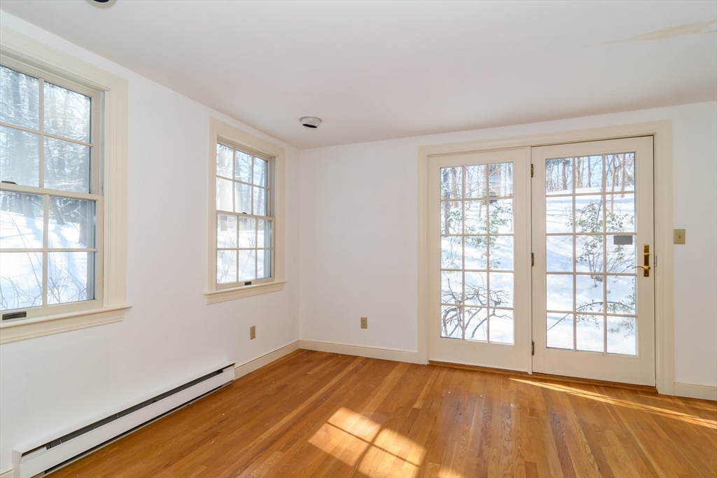 162 Hampshire Road Wellesley, MA 02481 - Photo 8 of 14