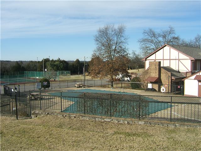 4001 Anderson Road, Unit H49 Nashville, TN 37217 - Photo 3 of 13 Gallery Image 3
