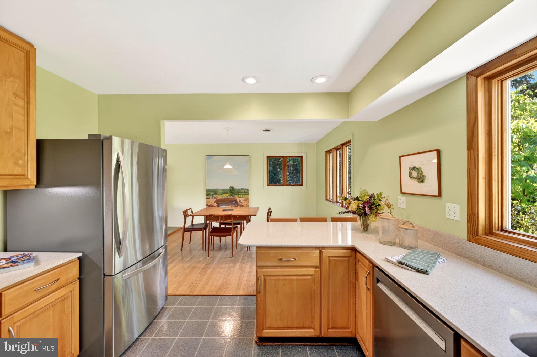 9221 Spring Valley Road Ellicott City, MD 21043 - Photo 25 of 61 Gallery Image 25