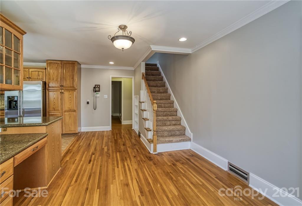 5401 Valley Forge Road Charlotte, NC 28210 - Photo 12 of 27 a view of entryway with wooden floor
