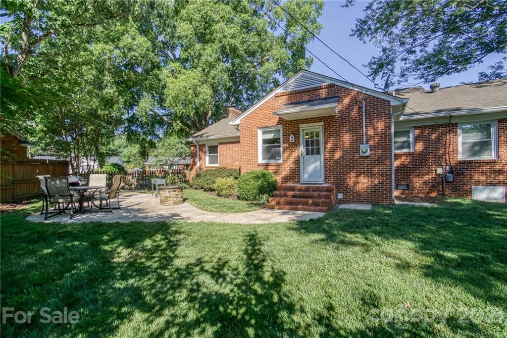 5401 Valley Forge Road Charlotte, NC 28210 - Photo 25 of 27 a front view of house with yard and outdoor seating