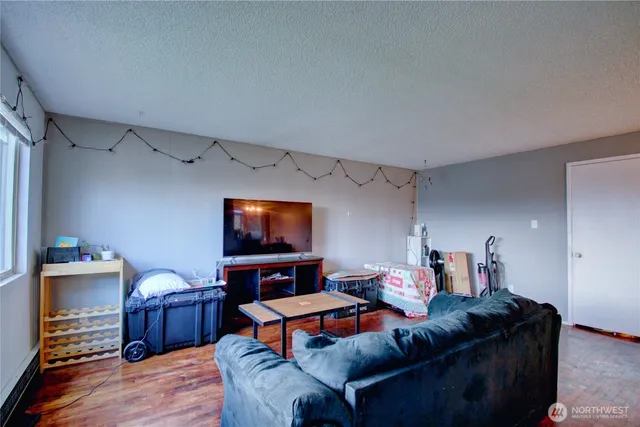 $479,900 | 388 Northwest 11th Avenue, Oak Harbor, WA 98277