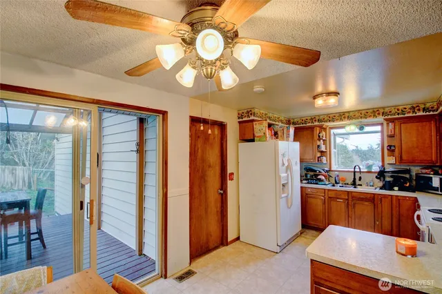 $479,900 | 388 Northwest 11th Avenue, Oak Harbor, WA 98277