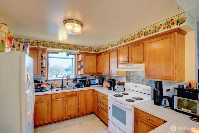 $479,900 | 388 Northwest 11th Avenue, Oak Harbor, WA 98277