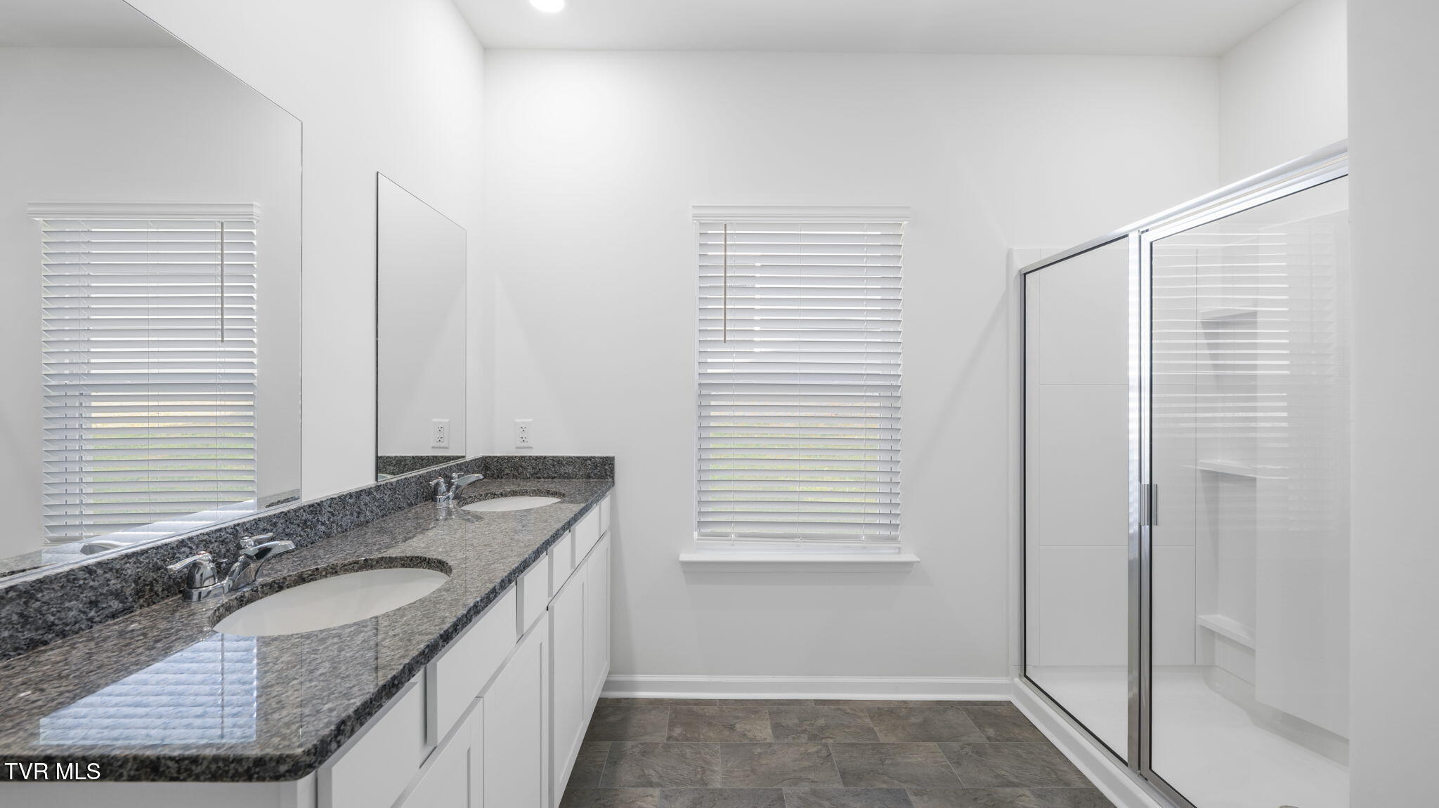 519 Fieldcrest Road Blountville, TN 37617 - Photo 25 of 48 39-web-or-mls-DSC_4662