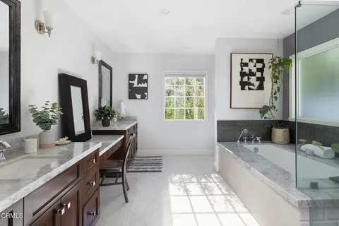 $2,695,000 | 5008 Walmar Avenue, La Canada Flintridge, CA 91011