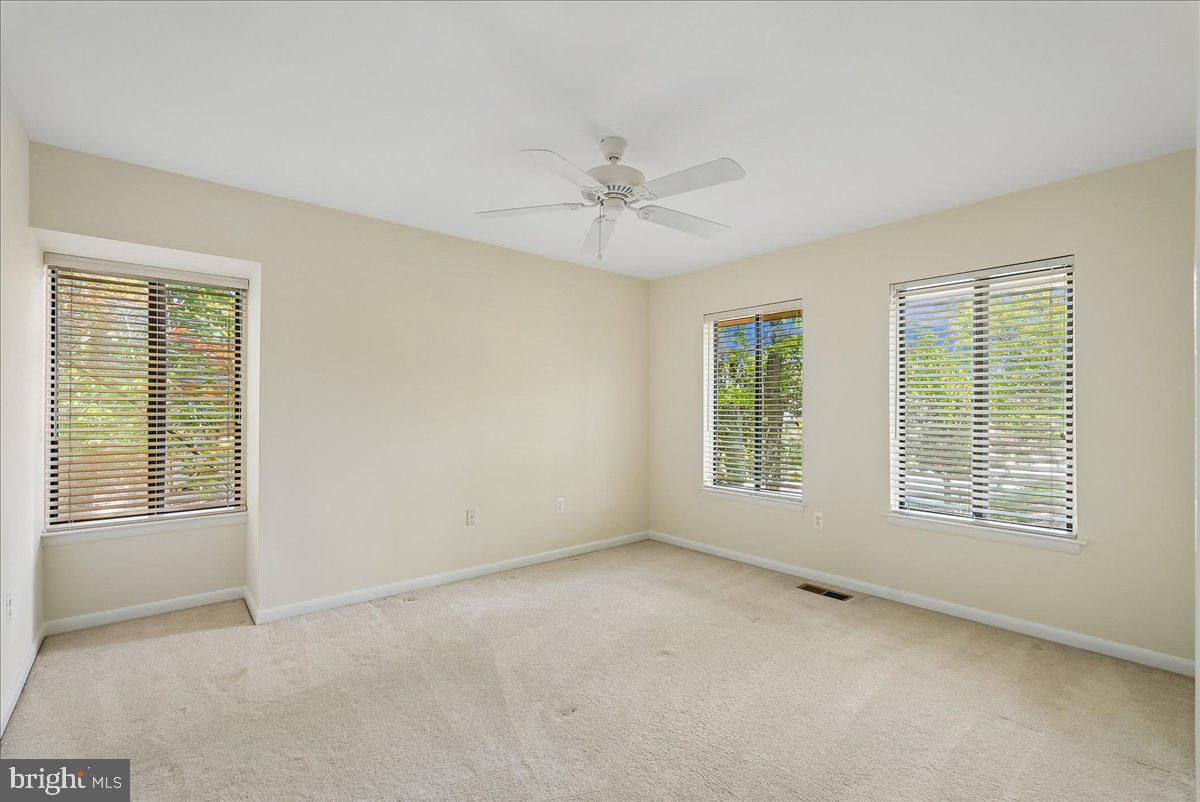 2024 Swans Neck Way Reston, VA 20191 - Photo 20 of 42 Bedroom 2