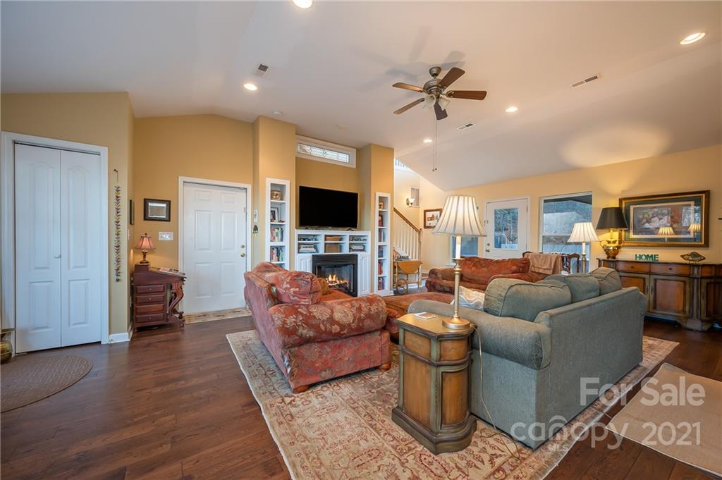 1355 Melrose Mountain Road Tryon, NC 28782 - Photo 11 of 41 Gallery Image 11