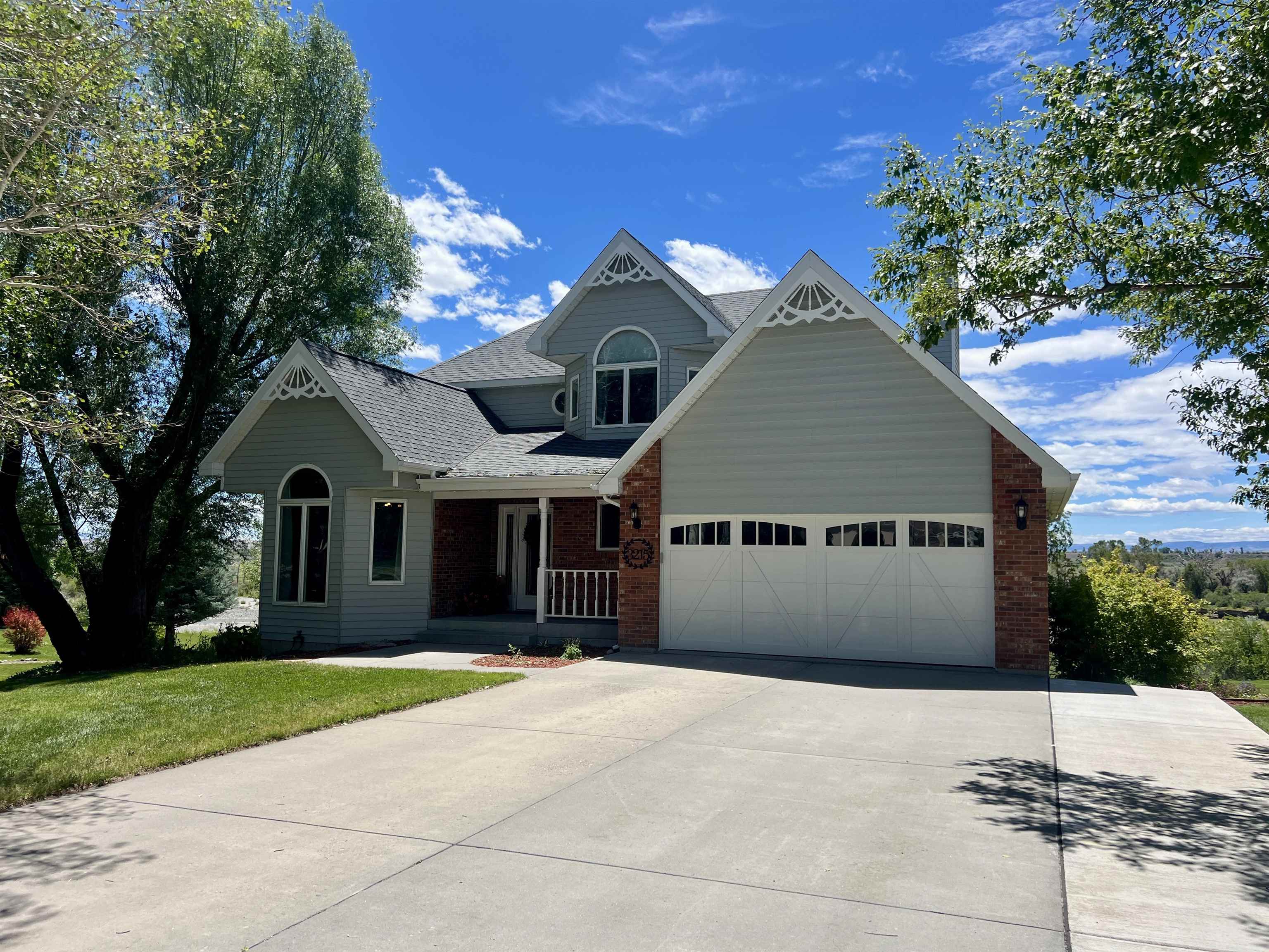 3215 Riverside Drive Riverton, WY 82501 - Photo 2 of 50