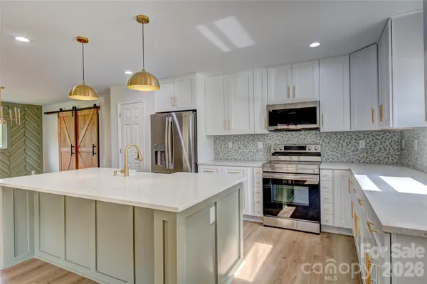 $375,000 | 902 North Mountain Street, Cherryville, NC 28021