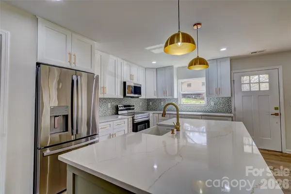 $375,000 | 902 North Mountain Street, Cherryville, NC 28021