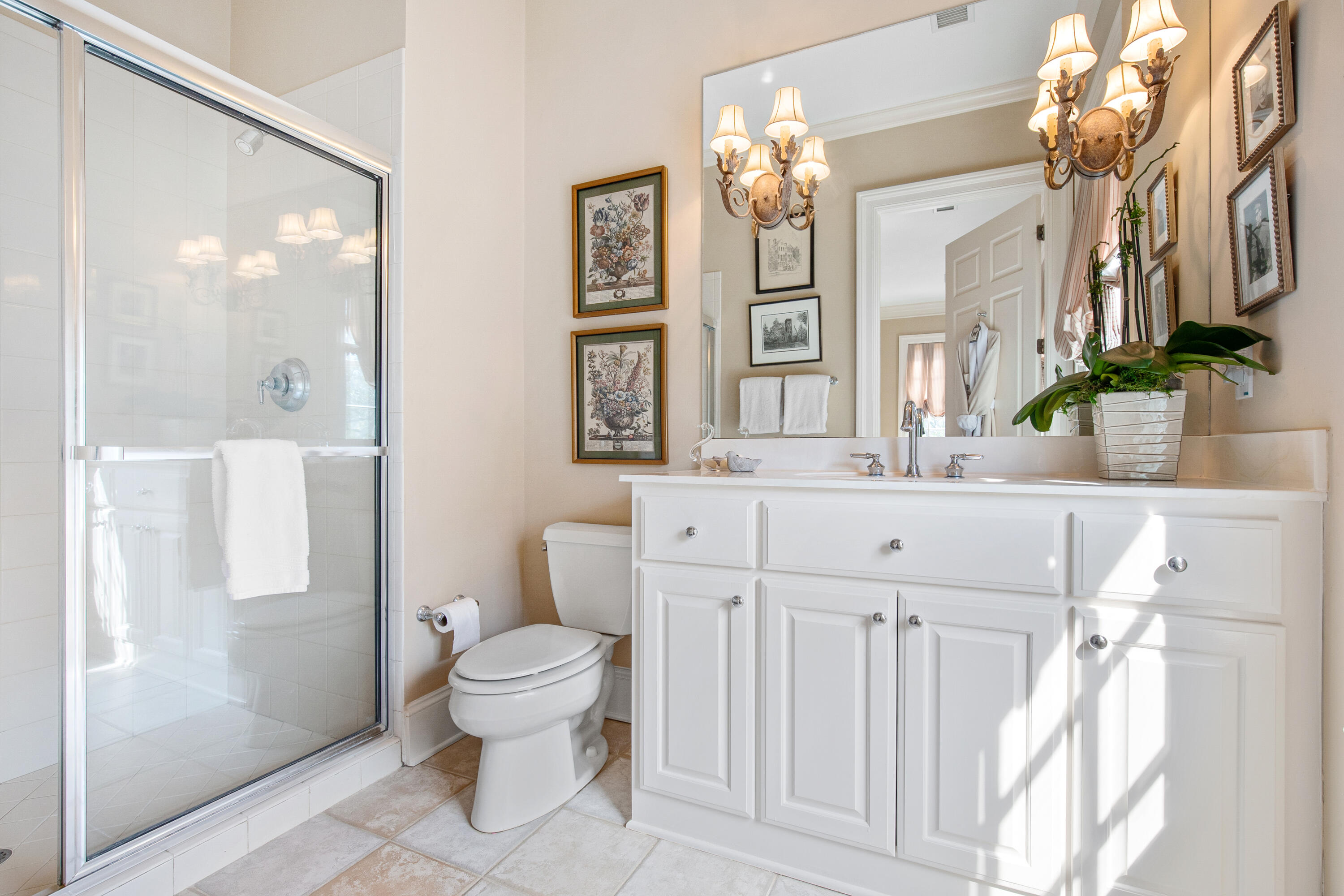 5150 Chisolm Road Johns Island, SC 29455 - Photo 39 of 62 Upstairs Guest Bath #1