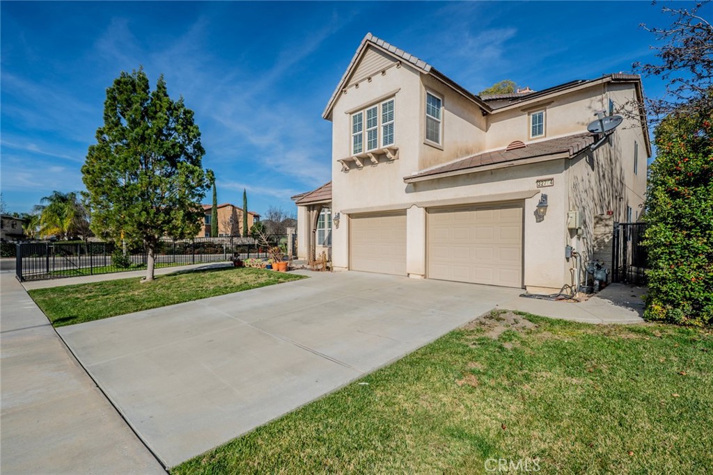 32764 Lambeth Street Winchester, CA 92596 - Photo 2 of 45
