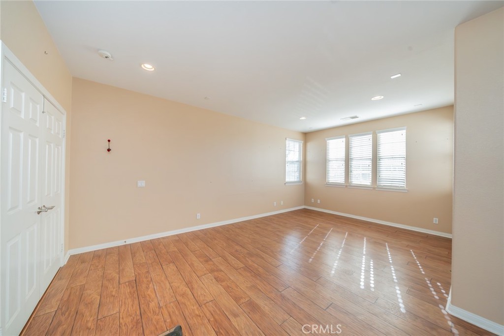 32764 Lambeth Street Winchester, CA 92596 - Photo 27 of 45 Loft with doors