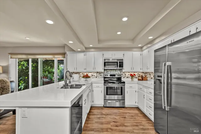 $1,095,000 | 1183 Mountain View Circle, Napa, CA 94558