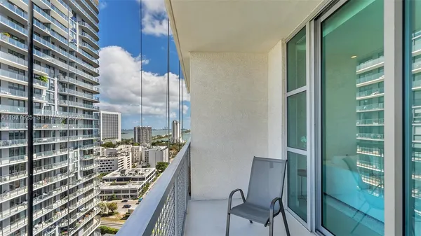$3,550 | 3301 Northeast 1st Avenue, Unit H1711, Miami, FL 33137