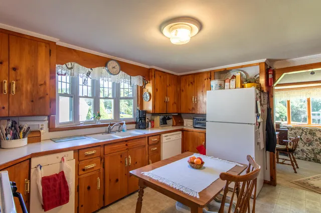 $975,000 | 1322 Highway 5A, Westmore, VT 05860