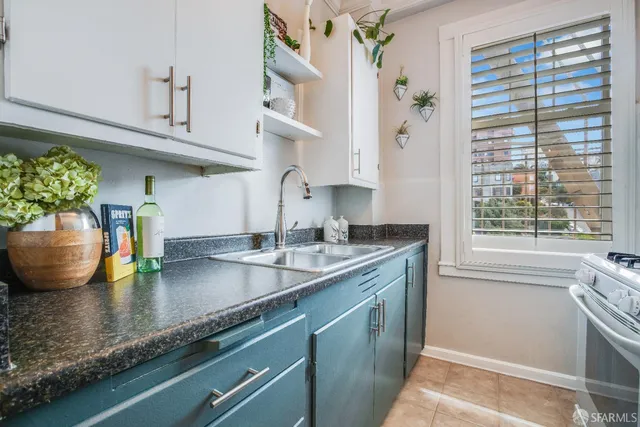 $580,000 | 2701 Van Ness Avenue, Unit 403, San Francisco, CA 94109