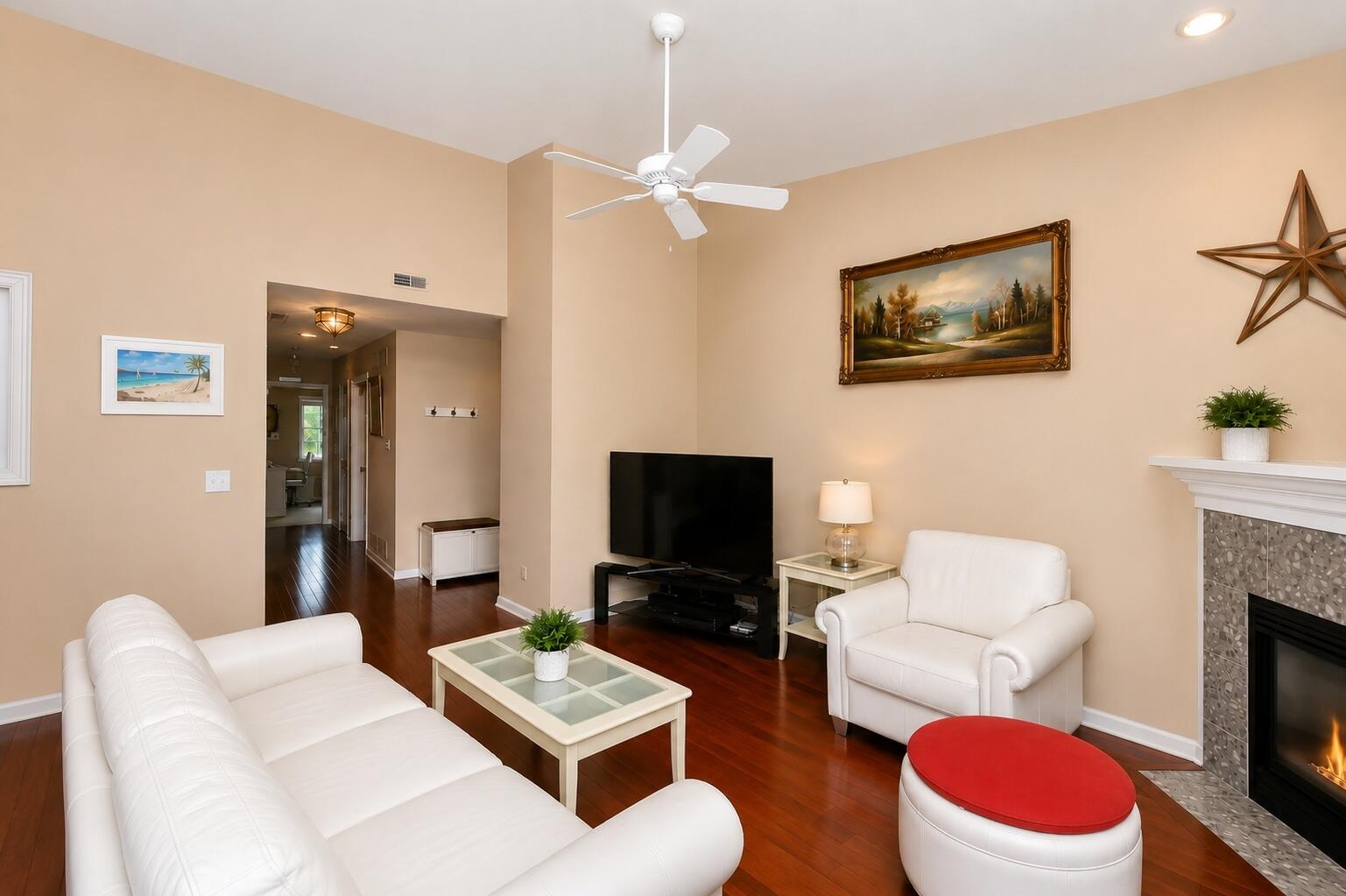 91 Potawatomi Road, Unit J4 Williams Bay, WI 53191 - Photo 5 of 33 Virtually Staged