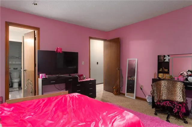 $209,950 | 6564 Charles Street, Shawnee, KS 66216