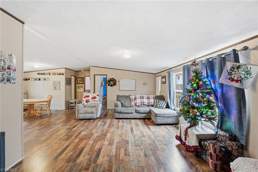 3472 Suits Road Gibsonville, NC 27249 - Photo 6 of 20 Gallery Image 6