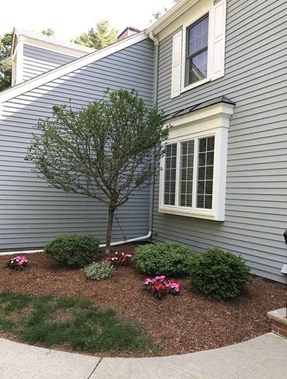 90 Fuller Pond Road, Unit 163 Middleton, MA 01949 - Photo 2 of 30 Gallery Image 2