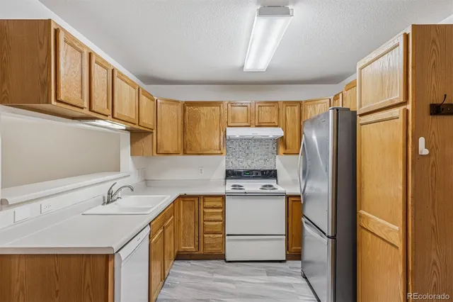 $389,500 | 1896 South Cole Street, Lakewood, CO 80228