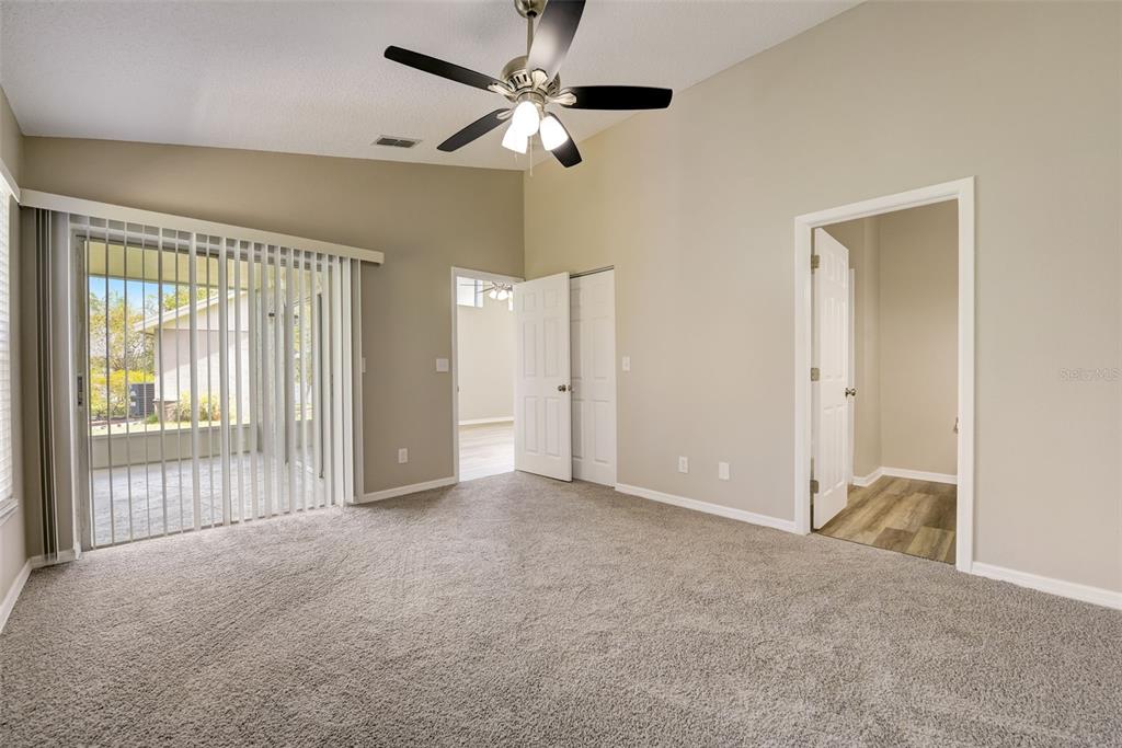 11647 Sunshine Pond Road Tampa, FL 33635 - Photo 5 of 14 Gallery Image 5