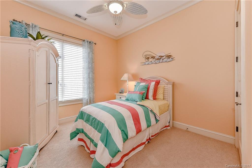 271 Queens Road, Unit 271 Charlotte, NC 28204 - Photo 19 of 24 Gallery Image 19