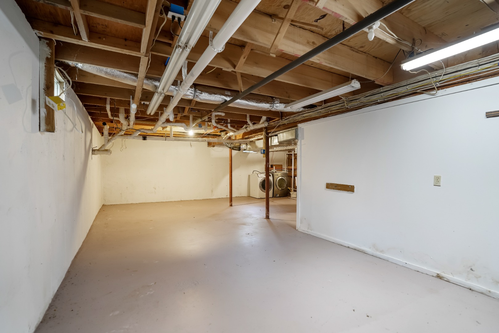 32 Norton Orchard Road Edgartown, MA 02539 - Photo 33 of 40 Large Basement additional space