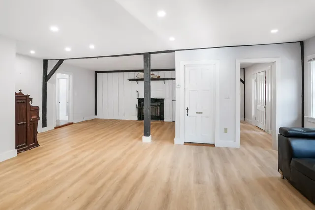 $1,900,000 | 32 Norton Orchard Road, Edgartown, MA 02539