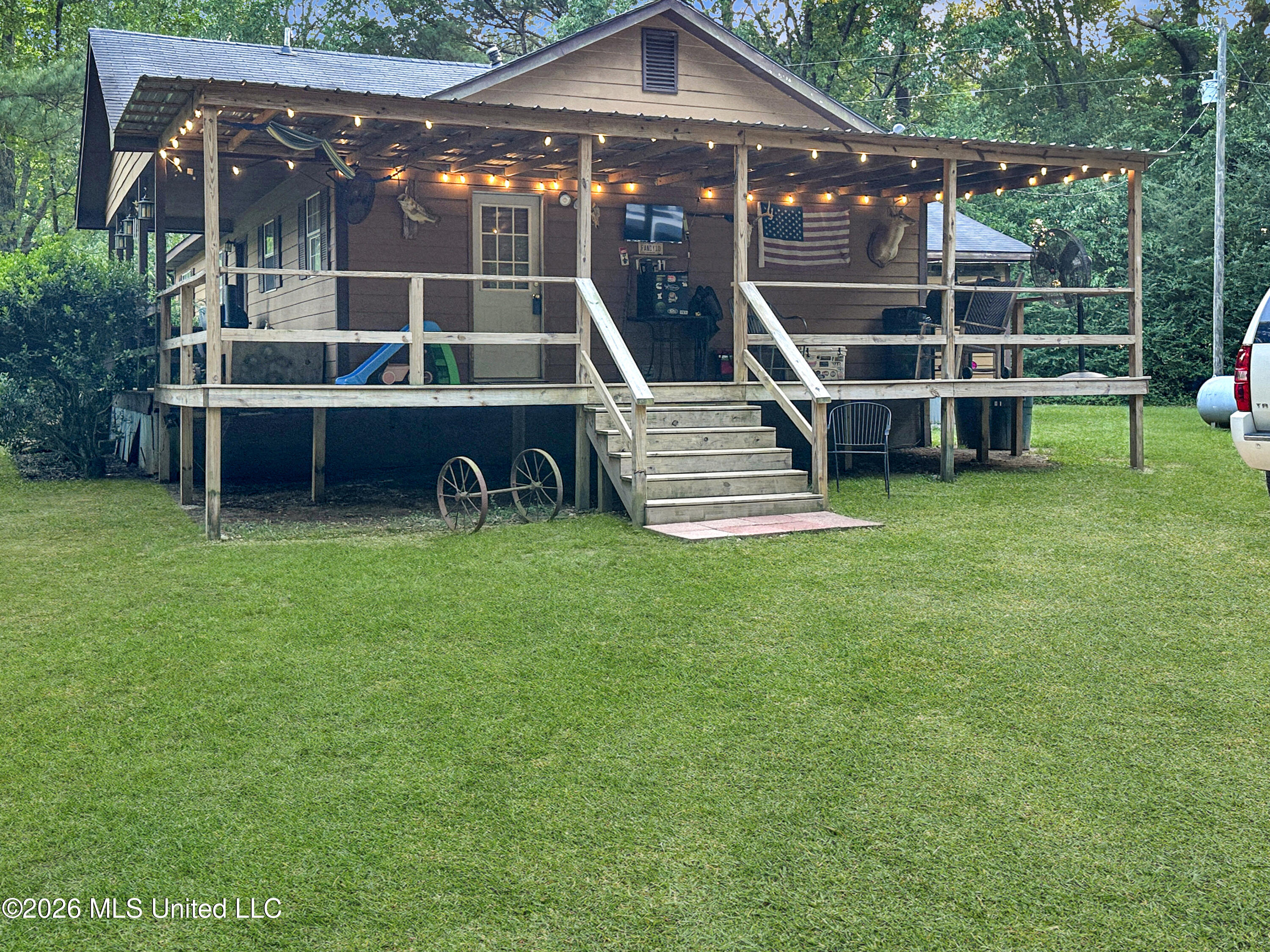 250 Lewis Road South Florence, MS 39073 - Photo 2 of 22 d0ffc2787a4081221e34122134f3d53a518f4f4f