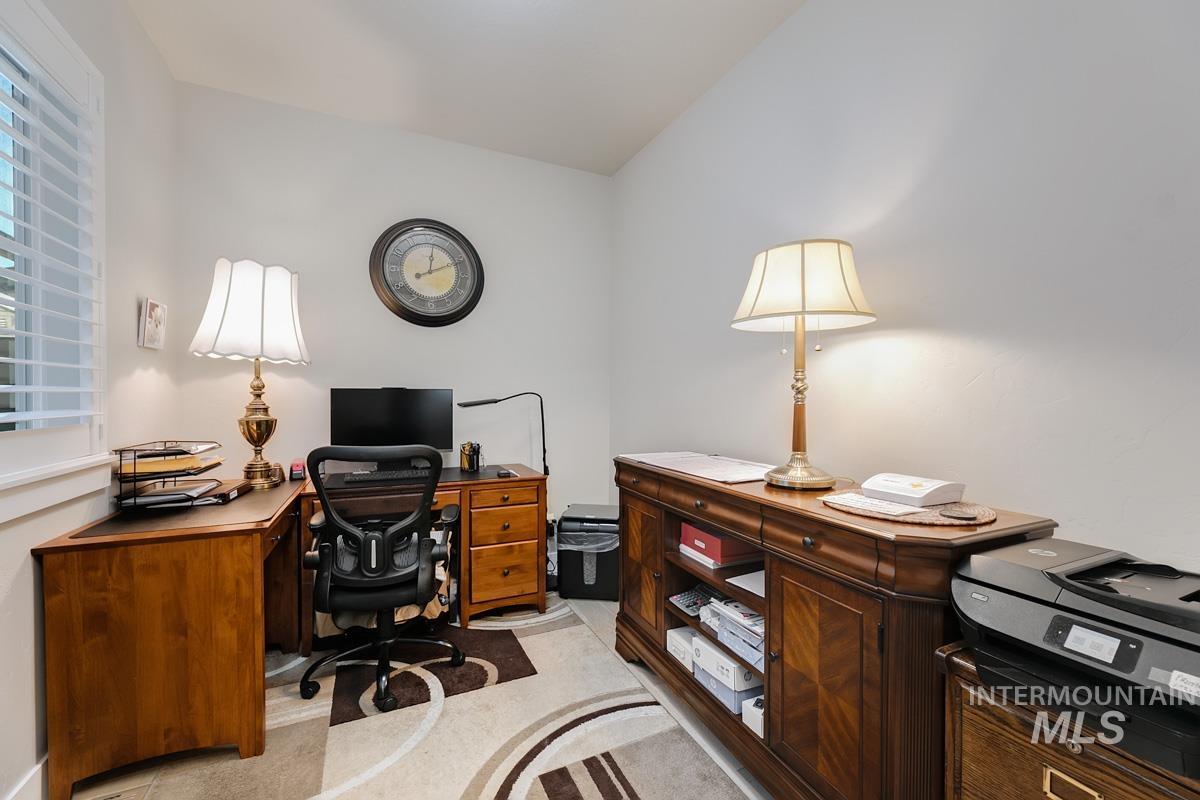 410 West Lockhart Lane Meridian, ID 83646 - Photo 24 of 41 View of office area