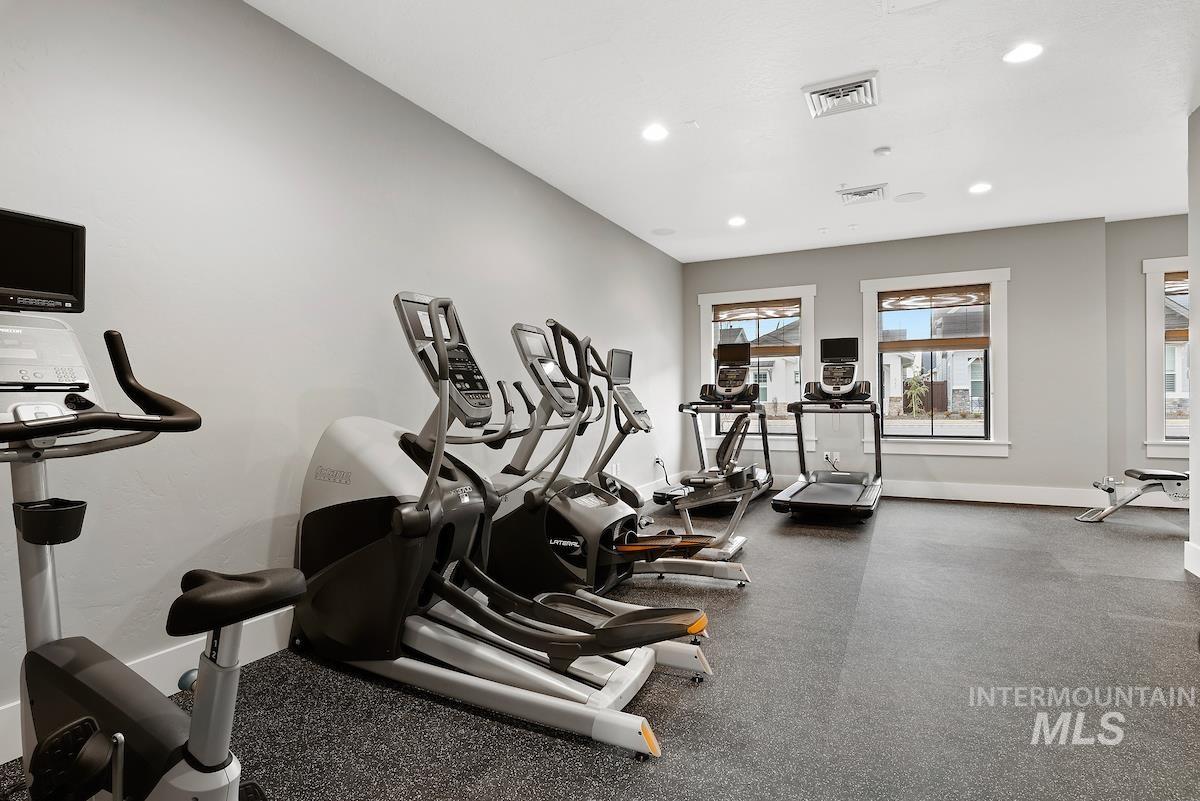 410 West Lockhart Lane Meridian, ID 83646 - Photo 39 of 41 Exercise room featuring recessed lighting