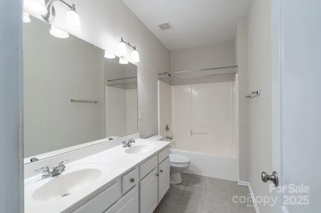 $695,000 | 878 Treasure Court, Fort Mill, SC 29708