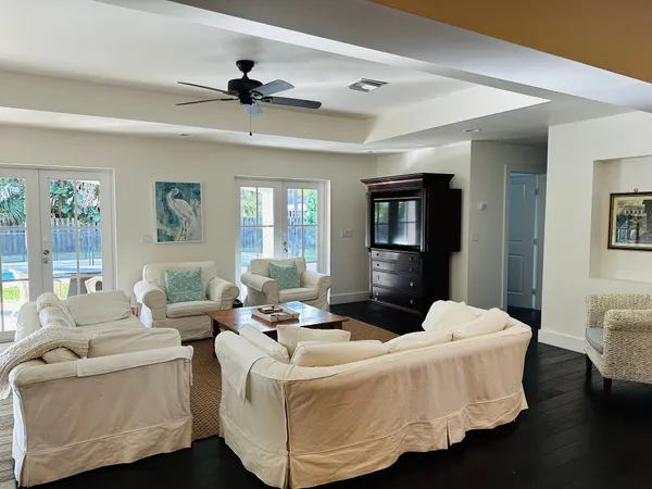 $6,700 | 1250 Southwest 20th Street, Boca Raton, FL 33486
